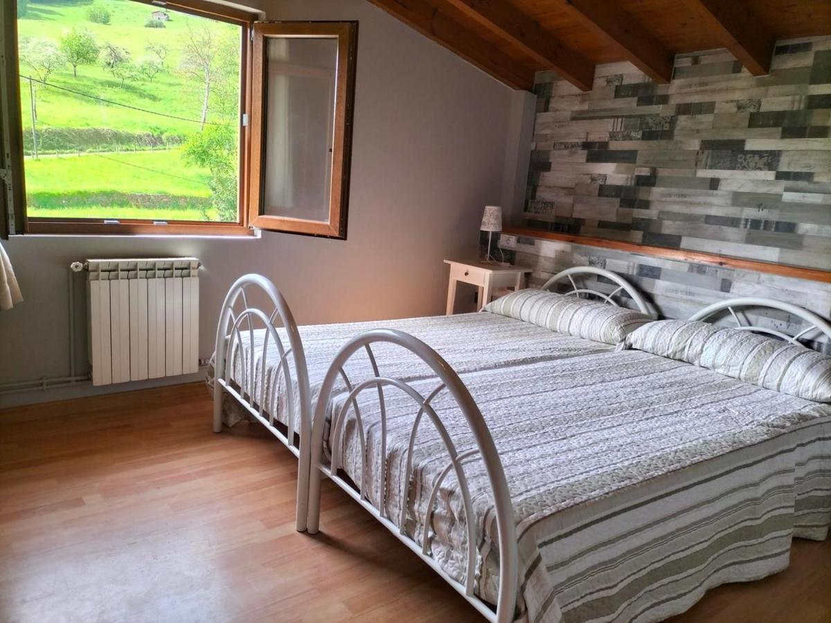 Apartamentos La Corona Llames de Parres 외부 사진