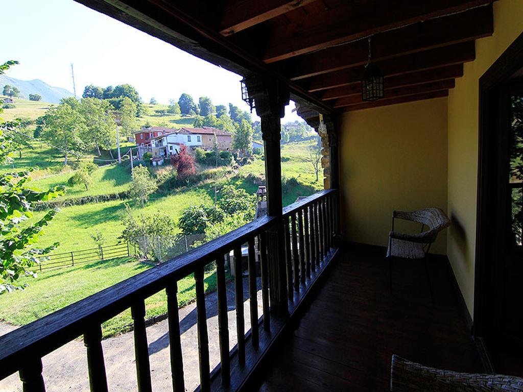 Apartamentos La Corona Llames de Parres 객실 사진